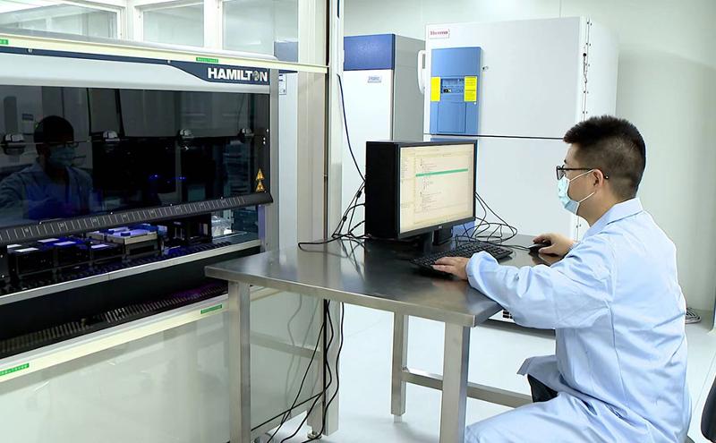 “中国在开源基础模型上已经构建了扎实的技术座驾