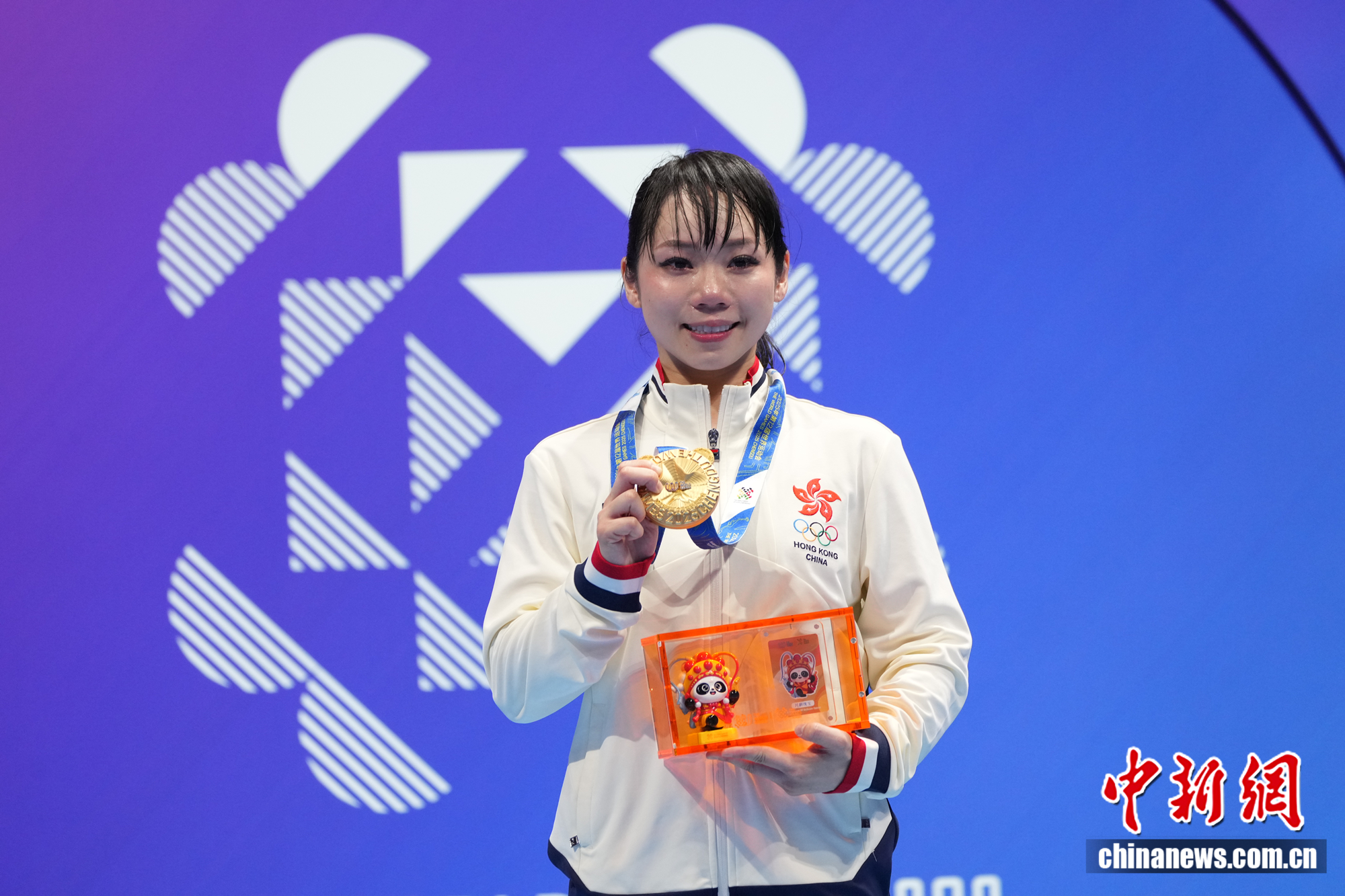 刘慕裳在成都世运会夺得香港空手道首金，标志