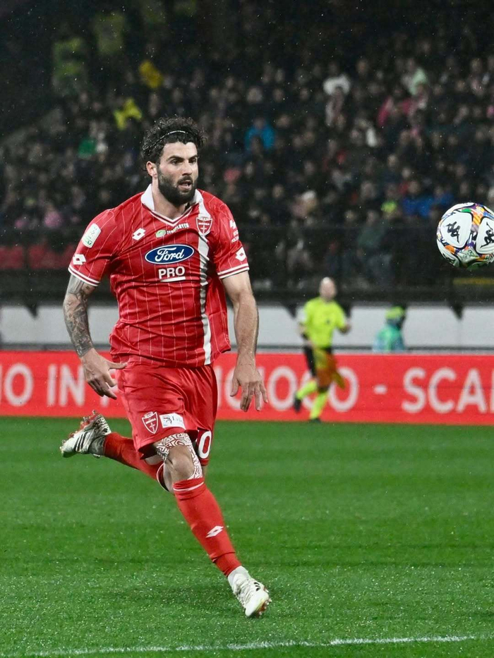 意乙巴勒莫客场0-3惨败蒙扎 因扎吉执教首战告负