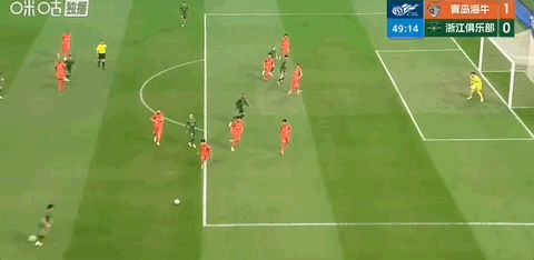 浙江队王钰栋双响助队逆转青岛海牛