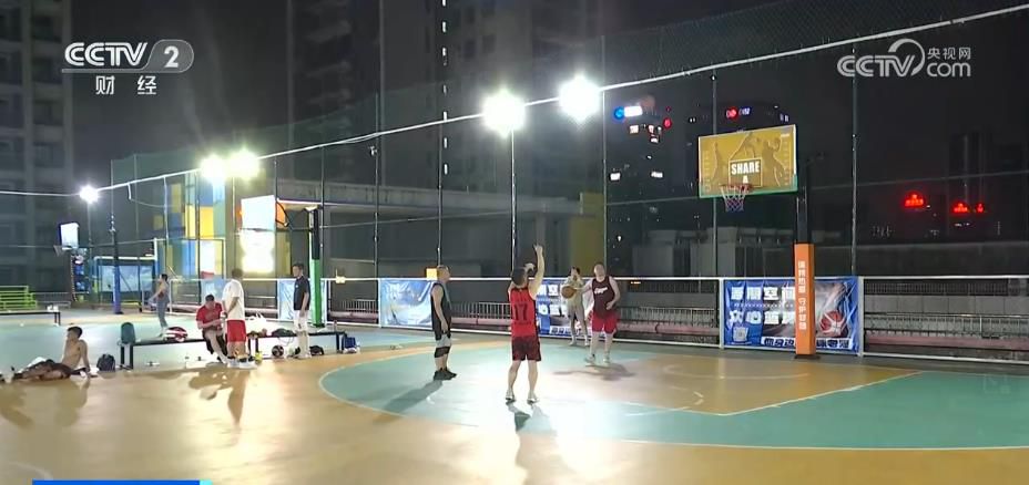 深圳夜间体育消费爆发式增长 球类运动订单量激