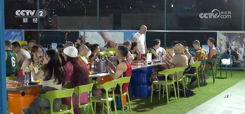 深圳夜间体育消费爆发式增长 球类运动订单量激