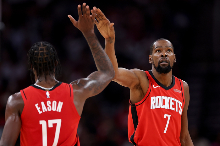 火箭8连胜伊森自省杜兰特力挺队友