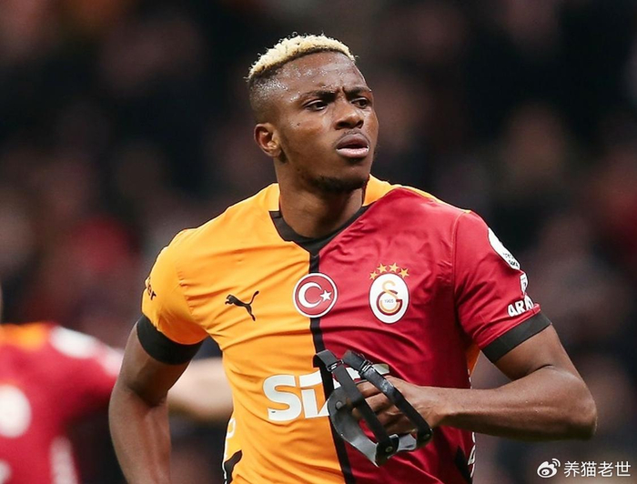 奥斯梅恩转会皇马巴萨遇阻 1亿欧元身价难破豪门